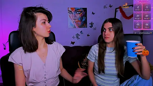 Snapshot of lina_fox12 chatting on 22, 12, 2025 lina fox12 online show from 22, 12, 2025