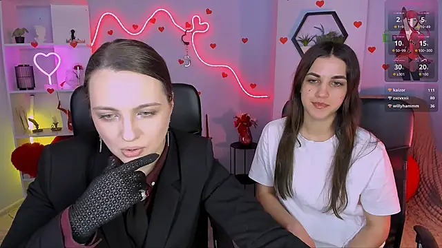 Snapshot of lina_fox12 chatting on 17, 4, 2026 lina fox12 online show from 17, 4, 2026