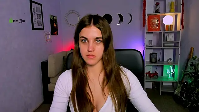 Snapshot of lina_fox12 chatting on 24, 4, 2026 lina fox12 online show from 24, 4, 2026