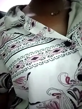 Snapshot of PEEHU-50 chatting on 29, 4, 2026 PEEHU-50 online show from 29, 4, 2026