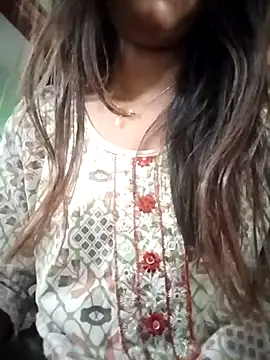 Snapshot of PEEHU-50 chatting on 4, 5, 2026 PEEHU-50 online show from 4, 5, 2026