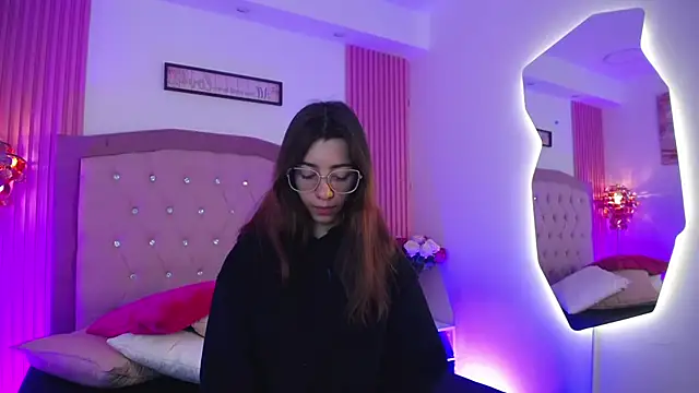 MarinetteLux online show from 20, 3, 2026