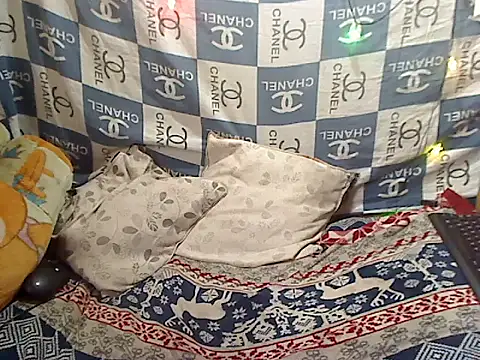 Snapshot of RoseNaya chatting on 22, 4, 2026 RoseNaya online show from 22, 4, 2026