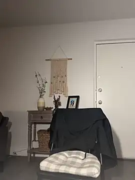 Beefkakey82 online show from 9, 11, 2025