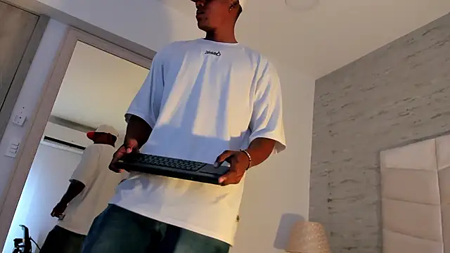 jax black online show from 3, 2, 2026