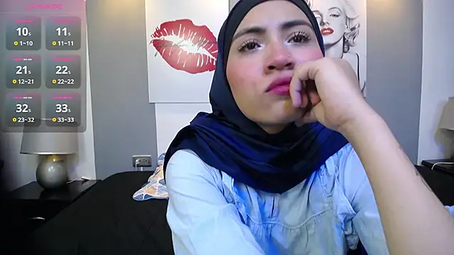 Neesha   online show from 3, 11, 2025