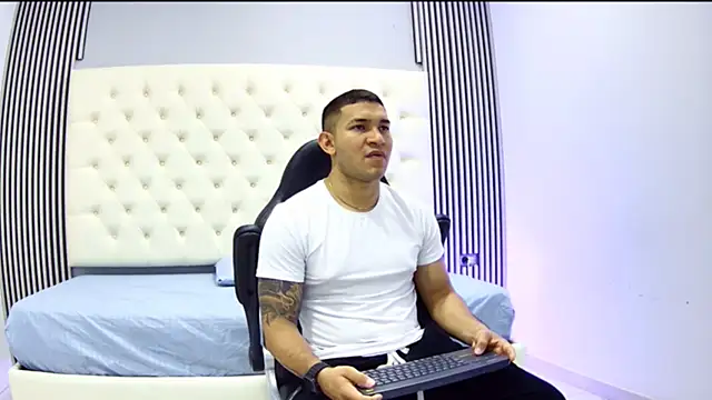 venedic bull online show from 28, 10, 2025