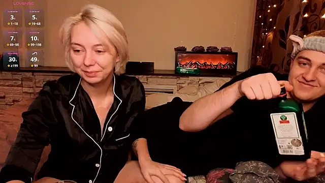 Sex Vibe couple online show from 1, 11, 2025