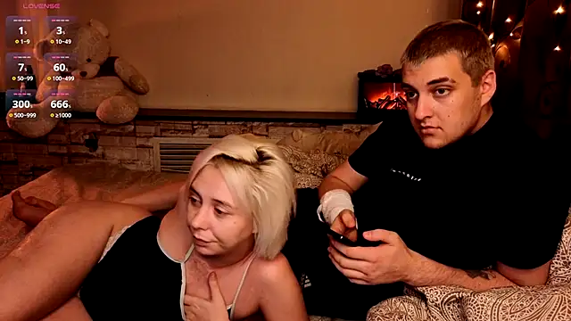 Sex Vibe couple online show from 7, 11, 2025