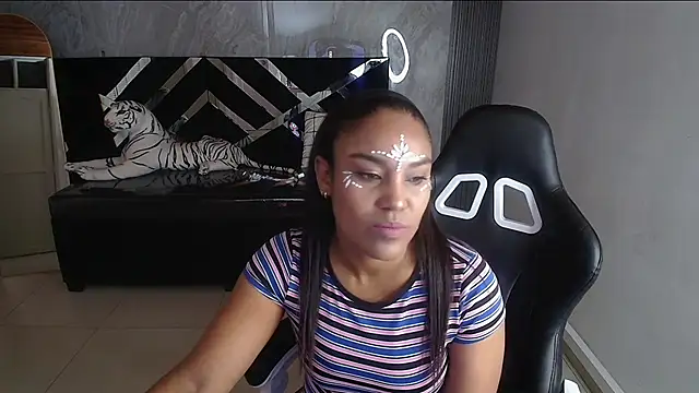 Snapshot of kamala_a chatting on 21, 10, 2025 kamala a online show from 21, 10, 2025