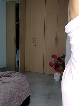 Zoe riivas online show from 14, 11, 2025