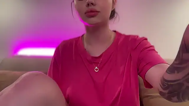 AlmaryKim online show from 29, 9, 2025