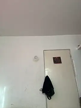 Snapshot of Brianna_bunny05 chatting on 10, 10, 2025 Brianna bunny05 online show from 10, 10, 2025