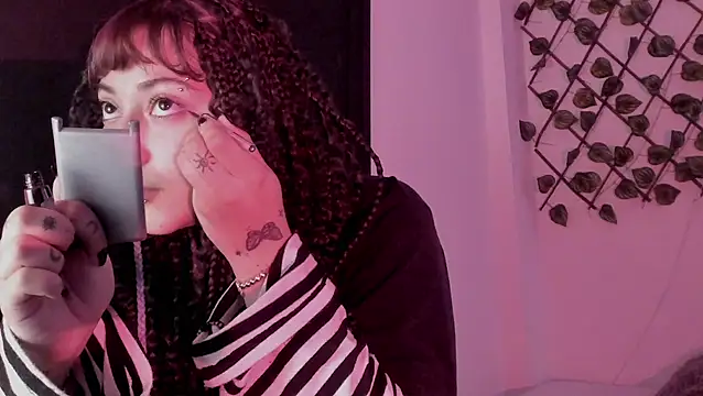 Snapshot of Kora_Red69 chatting on 5, 2, 2026 Kora Red69 online show from 5, 2, 2026