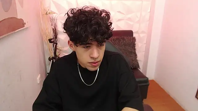 Liil boy online show from 14, 10, 2025