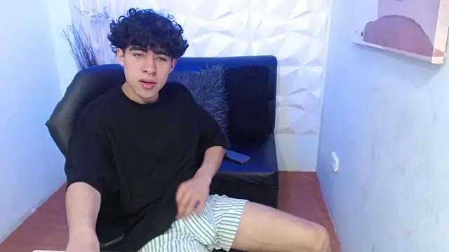 Liil boy online show from 28, 10, 2025