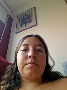 annyaparis online show from 8, 10, 2025