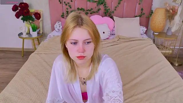 Stellahaart online show from 6, 10, 2025