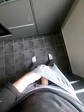 rezzzze online show from 13, 11, 2025