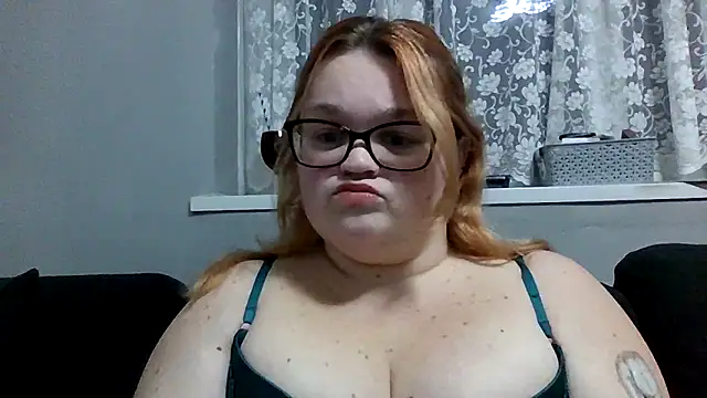 Curvy-AmyX online show from 16, 11, 2025