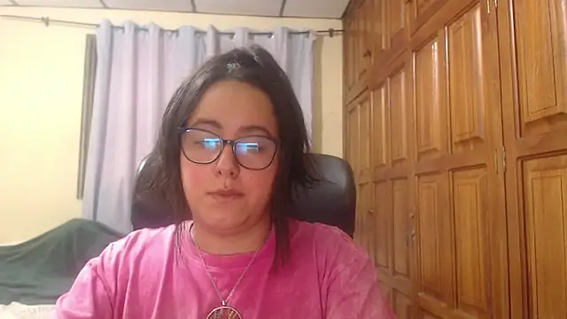 Venus cat  online show from 14, 2, 2026