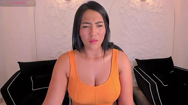 Snapshot of NatalieLewis chatting on 31, 5, 2026 NatalieLewis online show from 31, 5, 2026