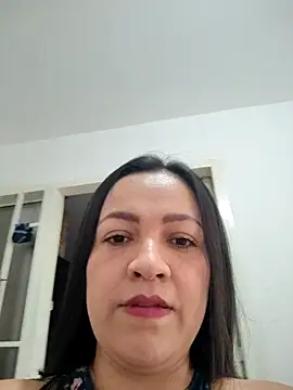 LindaSalo33 online show from 3, 10, 2025