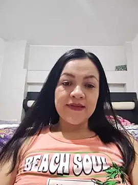 LindaSalo33 online show from 14, 10, 2025