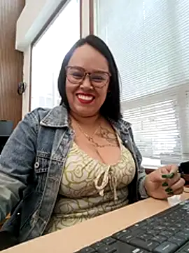 Italia 12 online show from 2, 12, 2025