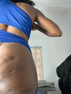 MerliaSsomer online show from 3, 11, 2025