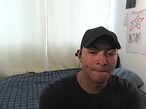 Snapshot of Ander_Wolf chatting on 1, 10, 2025 Ander Wolf online show from 1, 10, 2025