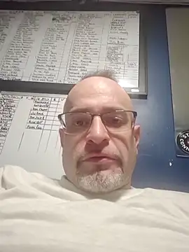 Snapshot of Curious9884 chatting on 13, 2, 2026 Curious9884 online show from 13, 2, 2026