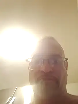 Snapshot of Curious9884 chatting on 18, 2, 2026 Curious9884 online show from 18, 2, 2026