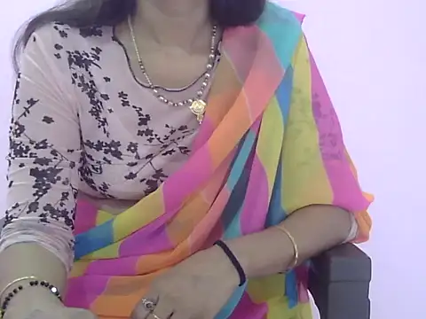 Laila Cute online show from 4, 4, 2026