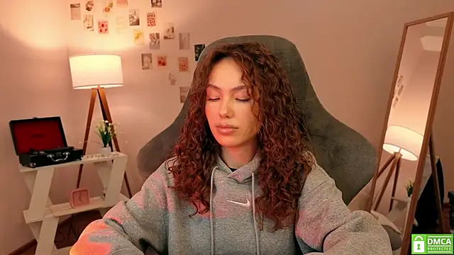 branchwithflowerss online show from 23, 10, 2025