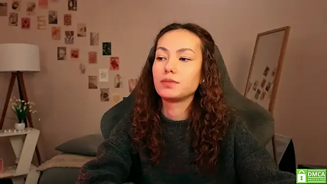 branchwithflowerss online show from 13, 11, 2025