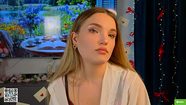 JulieLupo online show from 4, 3, 2026