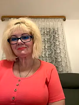 BoloshkaBlonda online show from 18, 11, 2025