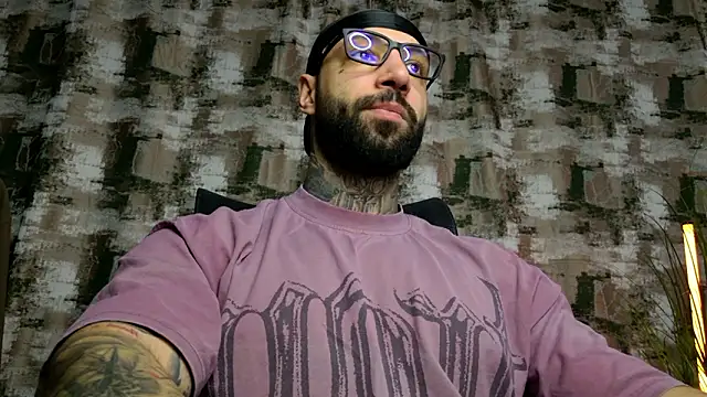 Snapshot of MasculineGuy99 chatting on 23, 2, 2026 MasculineGuy99 online show from 23, 2, 2026