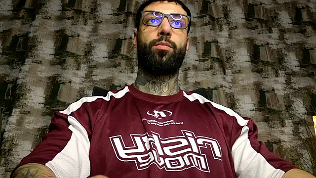 Snapshot of MasculineGuy99 chatting on 23, 2, 2026 MasculineGuy99 online show from 23, 2, 2026