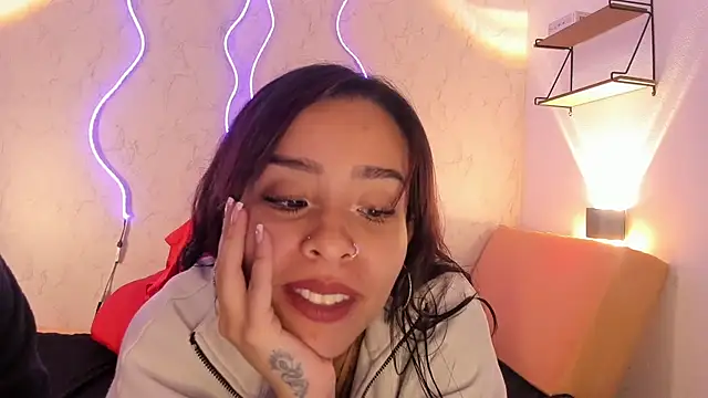 Snapshot of Mia_lopez_1 chatting on 28, 4, 2026 Mia lopez 1 online show from 28, 4, 2026