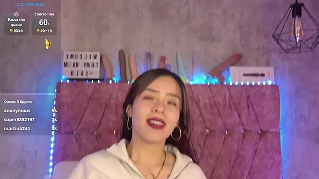Snapshot of Mia_lopez_1 chatting on 8, 6, 2026 Mia lopez 1 online show from 8, 6, 2026