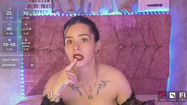 Snapshot of Mia_lopez_1 chatting on 10, 6, 2026 Mia lopez 1 online show from 10, 6, 2026