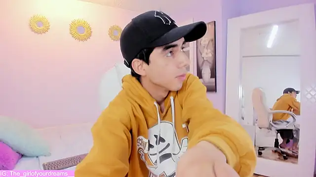 Hottie Guy online show from 21, 11, 2025