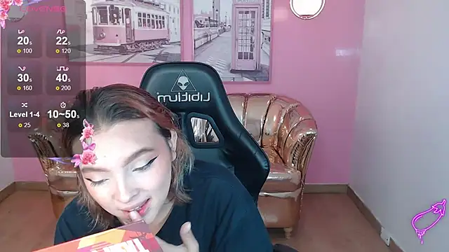 mia foster t online show from 13, 11, 2025