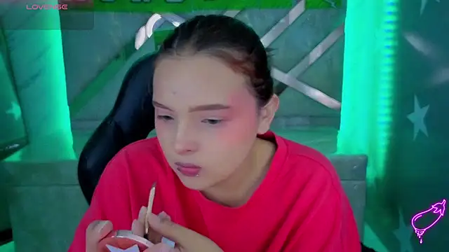Snapshot of mia_foster_t chatting on 26, 6, 2026 mia foster t online show from 26, 6, 2026