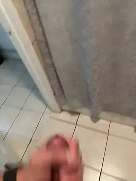 familia0210 online show from 28, 10, 2025