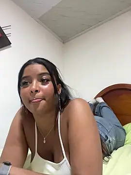 Snapshot of mitschellfox21 chatting on 20, 11, 2025 mitschellfox21 online show from 20, 11, 2025