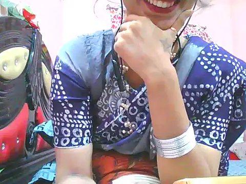 night queeen7 online show from 4, 11, 2025