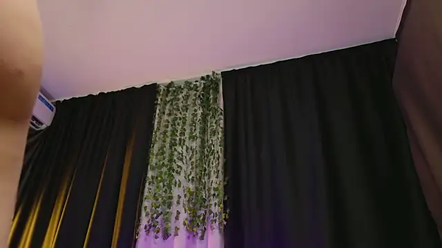 Snapshot of AngelsBoobsxx chatting on 25, 6, 2026 AngelsBoobsxx online show from 25, 6, 2026